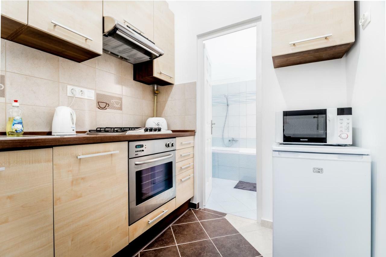BpR Turquoise Simplicity Apartment Budapest Extérieur photo