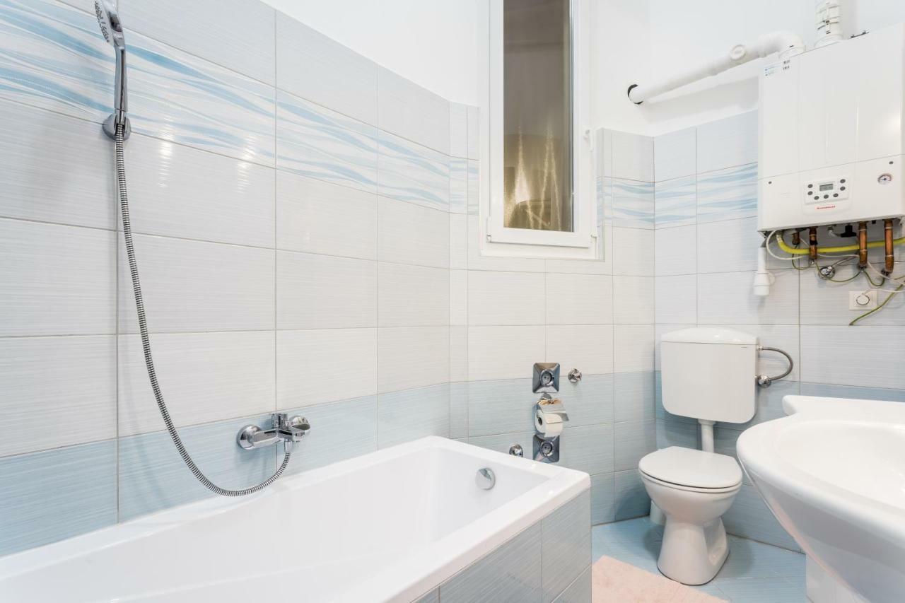 BpR Turquoise Simplicity Apartment Budapest Extérieur photo